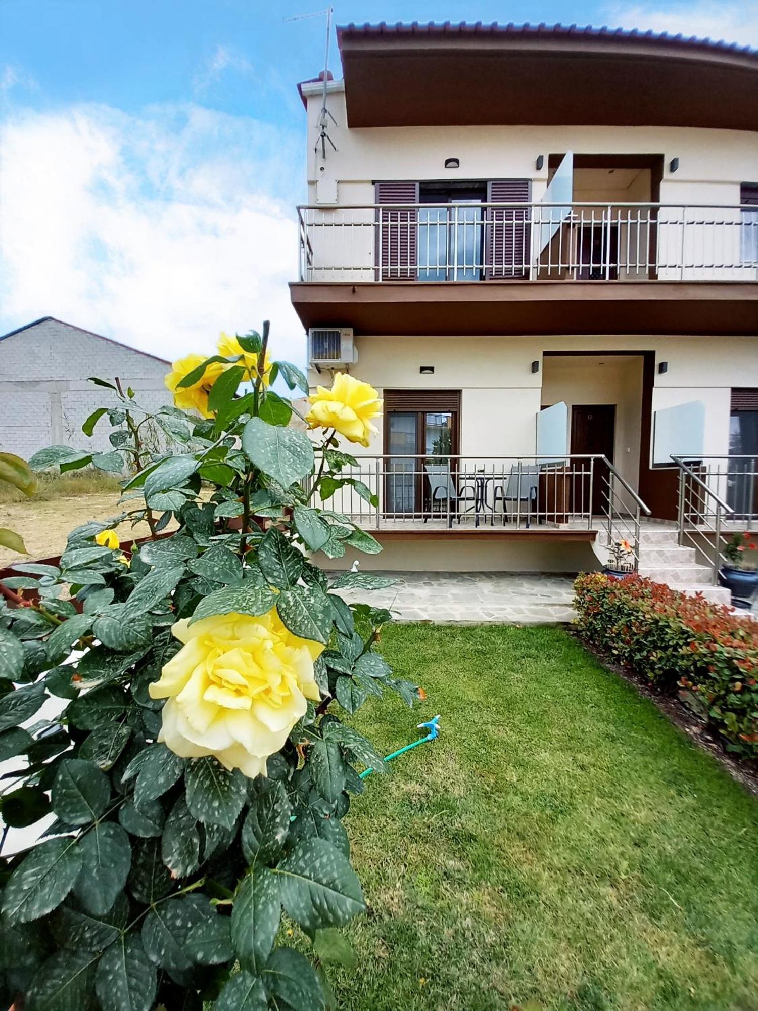Maria Dina Apartments 1 Potos Exteriér fotografie