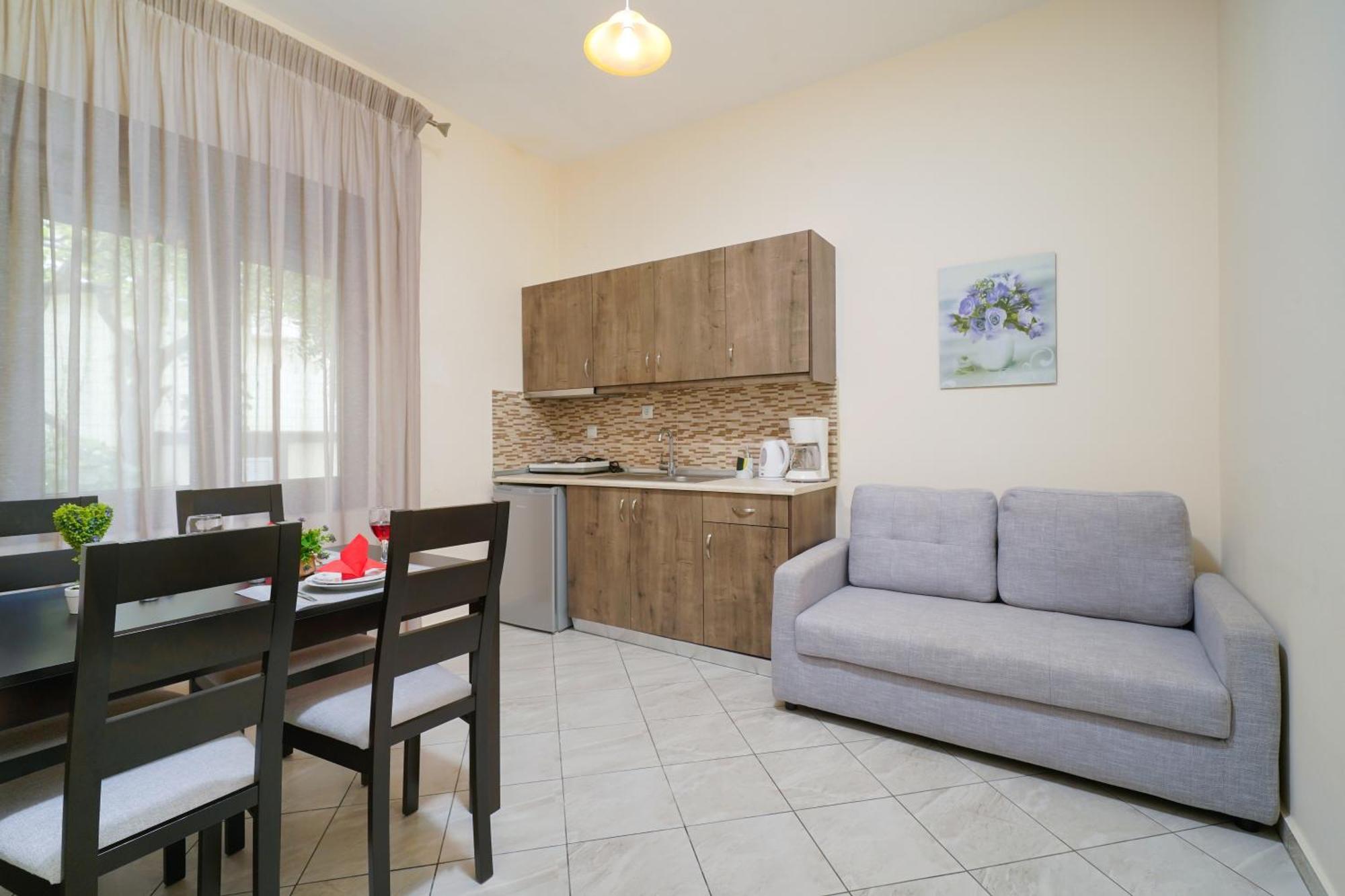 Maria Dina Apartments 1 Potos Exteriér fotografie